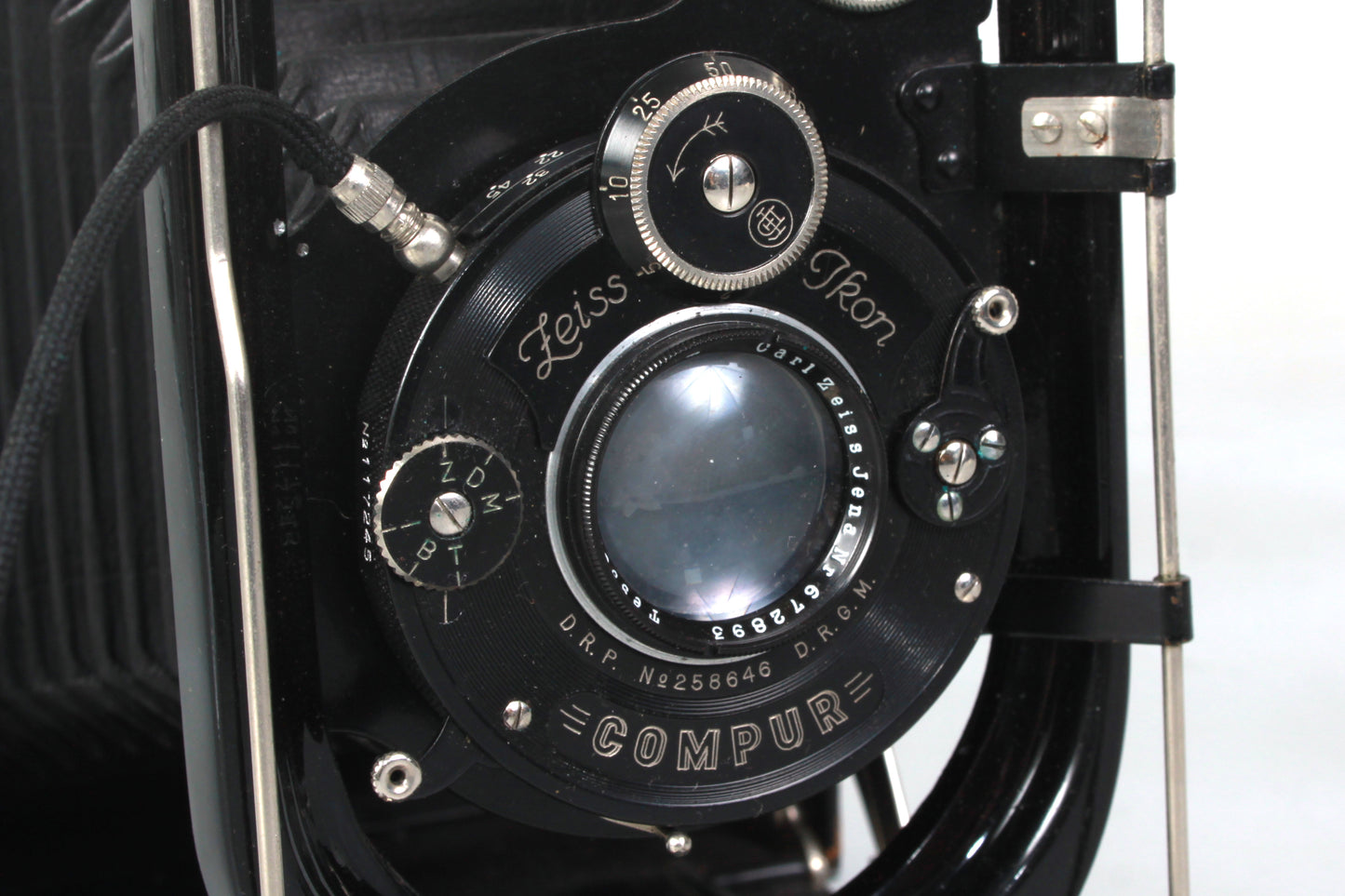 Zeiss Ikon Tessco 1927 9x12cm Folding Plate W/ 135mm 6.3 Tessar Lens + Cable Release