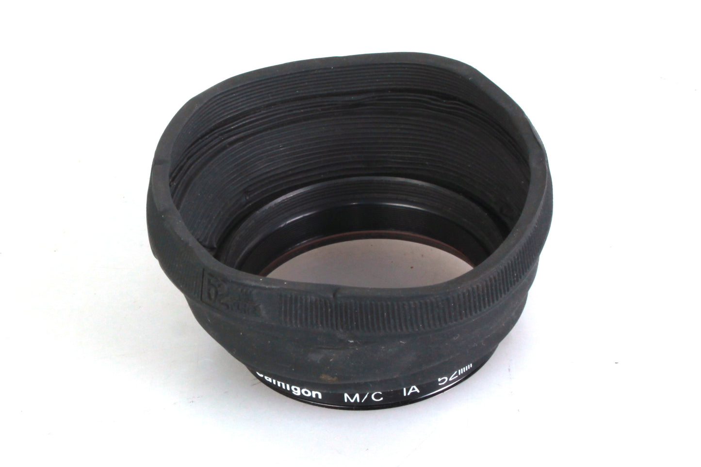 52mm Rubber Lens Hood w/ Sky 1A Filter