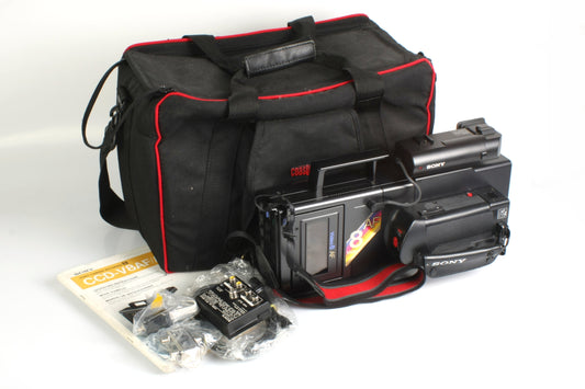 Sony CCD-V8AF Video 8 Camcorder W Manual & Case - Prop or Display