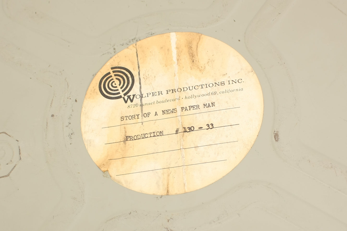 Movie Film 16mm 1000ft in Can Newspaper Man