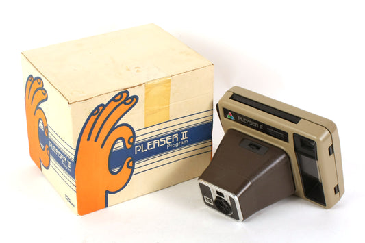 Kodak Kodamatic Pleaser II Instant Camera in Box
