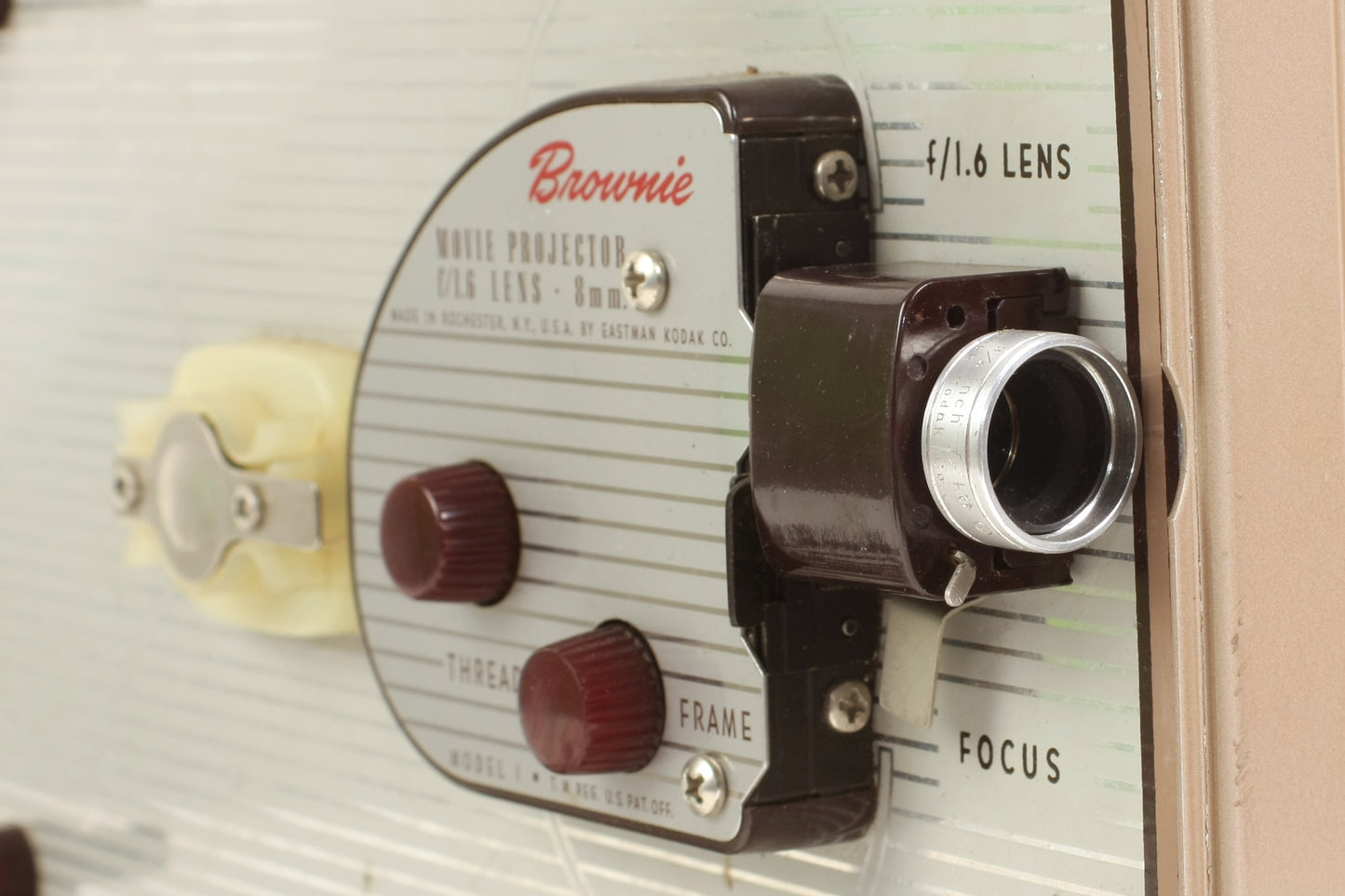 Kodak Brownie 8mm Movie Film Projector Reg 8 W/ Working Bulb