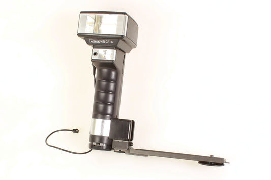 Metz 45 CT-4 Flash Gun With Sync Cable, Camera Bracket, Battery Clip
