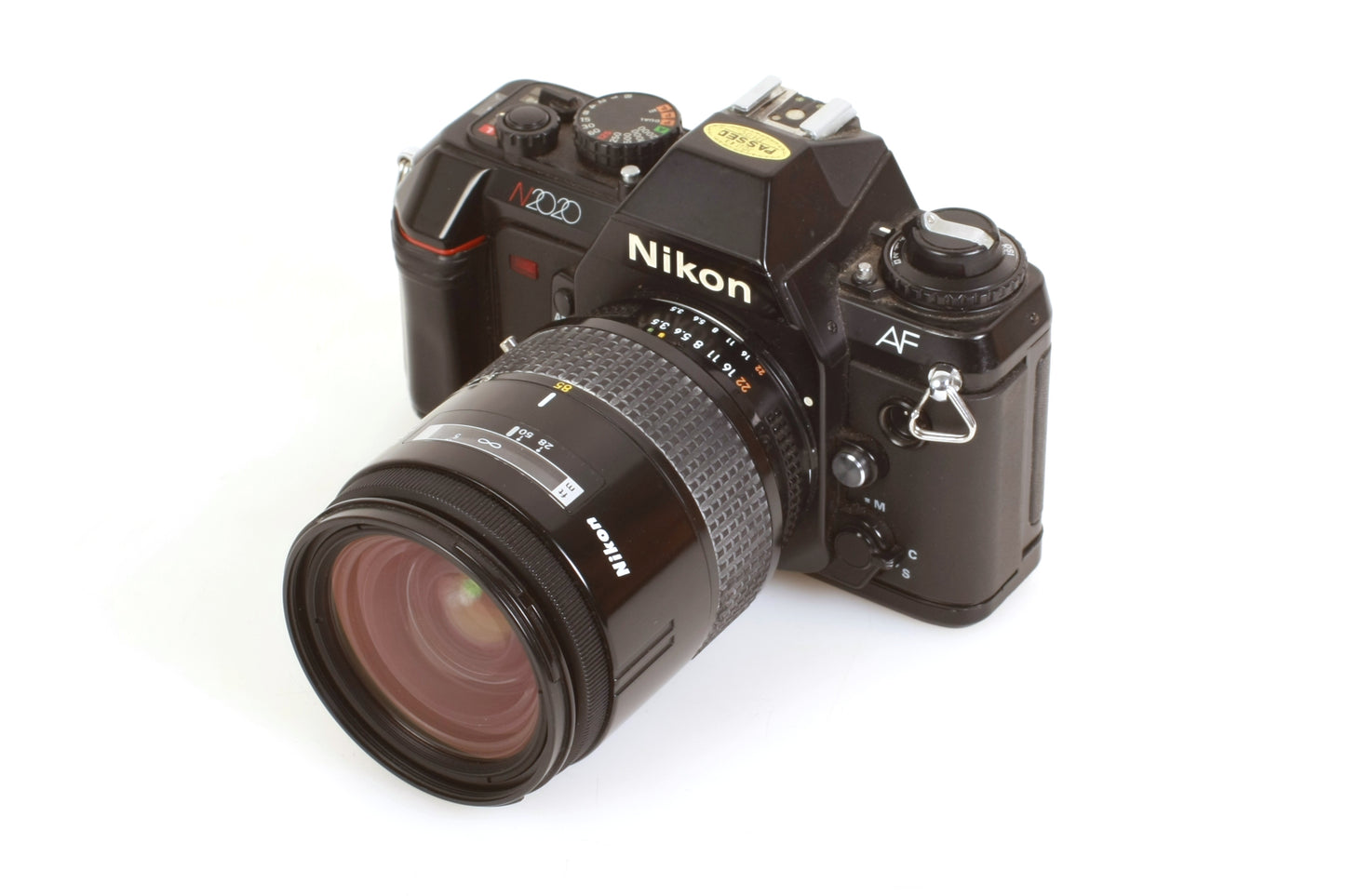 Nikon Student Camera Kit N2020 AF Body W/ 28-85mm 3.5-4.5 AF Nikkor Lens
