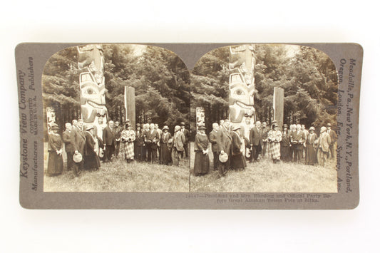 Stereoview President Harding & Wife Great Alaskan Totem Pole in Sitka