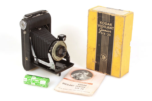 Kodak Folding Camera w/ Instructions 620 Film Inside Camera & Extra Roll in Box