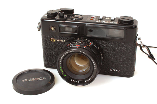 Yashica Electro 35 Rangefinder Camera Black w/ Case Strap Manual