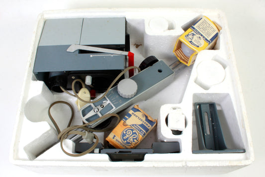 Durst M 600 60 x 60 mm / 2 1/4 x 2 1/1 in 35mm Darkroom Enlarger Compact