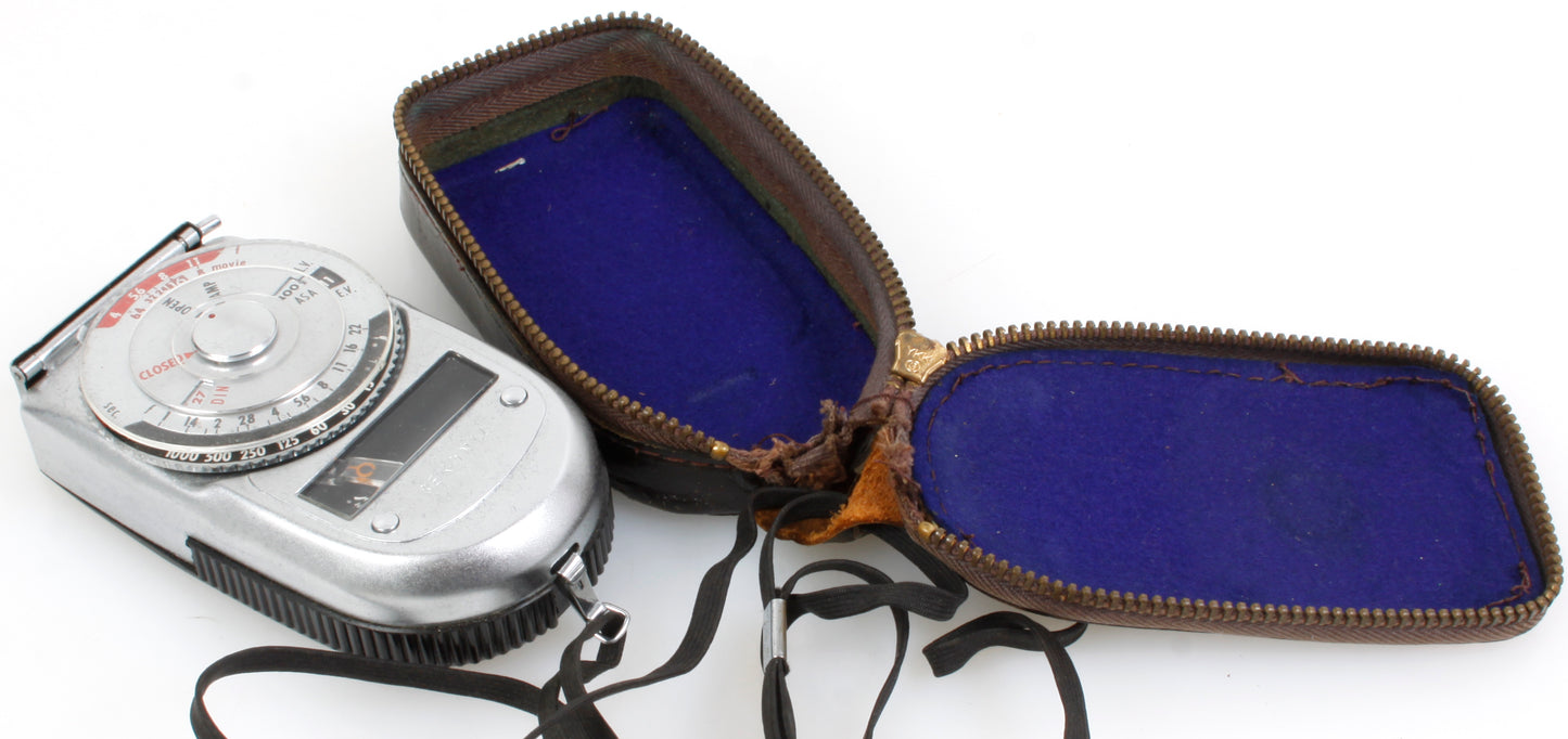 Sekonic Light Meter w/ Case