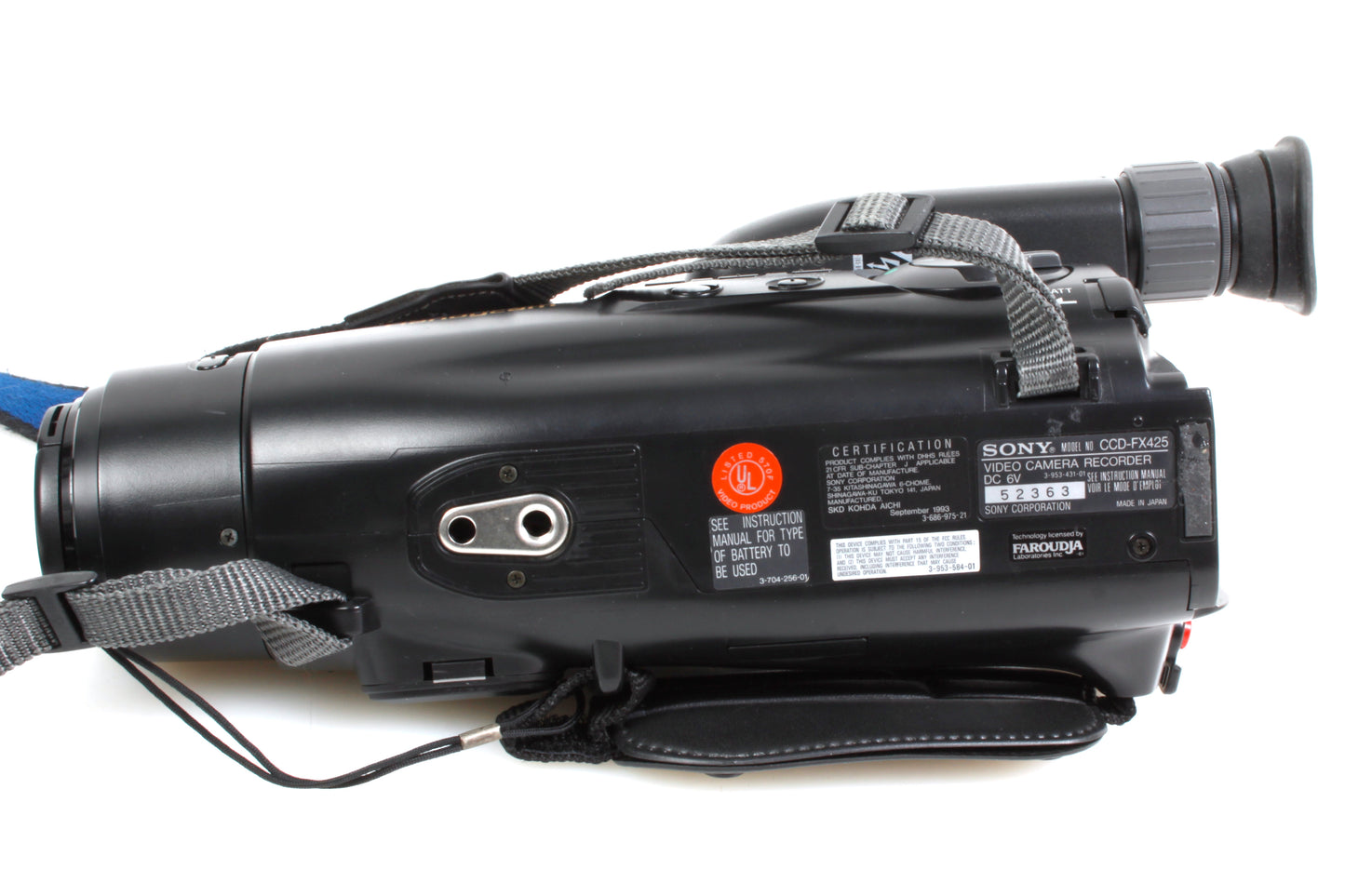 Sony Video 8 Handycam w Charger/Bag - For Parts