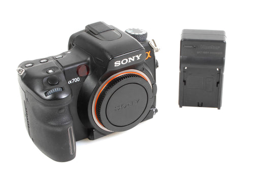 Sony A700 DSLR Body Only TESTED w/Charger