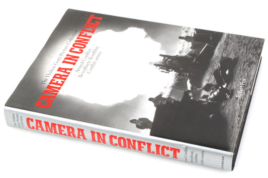 Camera in Conflict - The Hulton Getty Picture Collection by Robert Fox Hardcover
