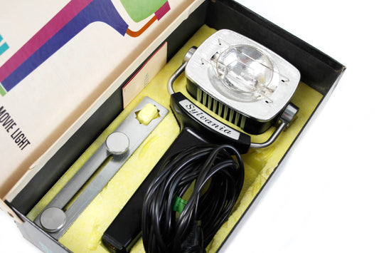 Sylvania Sun Gun Super 8 Movie Light WORKS w/Bulb