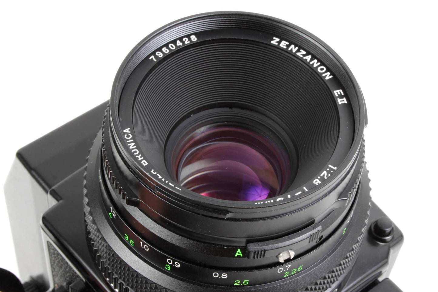 Bronica ETRSi w/ 75mm F/2.8 Lens, AE-II Finder, Speed Grip, and 120 Back TESTED