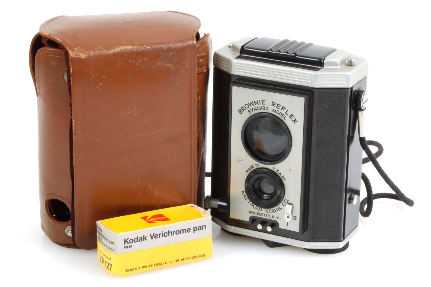 Kodak Brownie Reflex Model 127 Film Camera w Case + Film in Camera + Extra Film