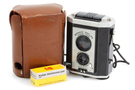Kodak Brownie Reflex Model 127 Film Camera w Case + Film in Camera + Extra Film