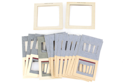 16 x 35mm Cardboard Slide Mounts & 2 x 120 Mounts