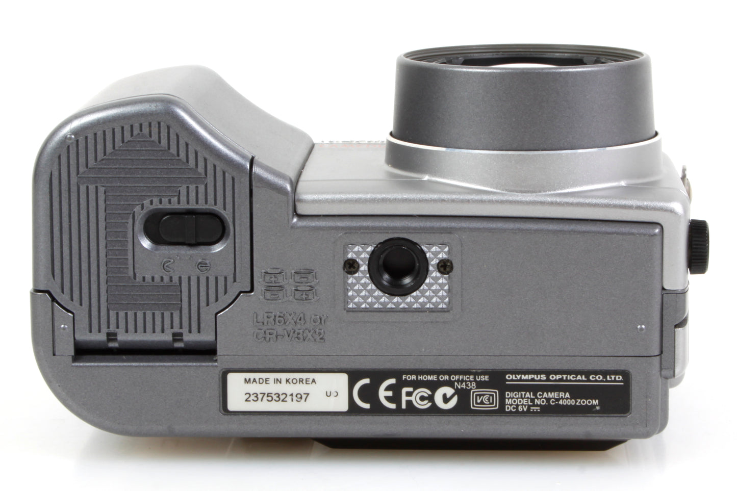 Olympus Camedia C-4000 Zoom Digital Camera 4MP 3X Optical Zoom w/ Memory Card