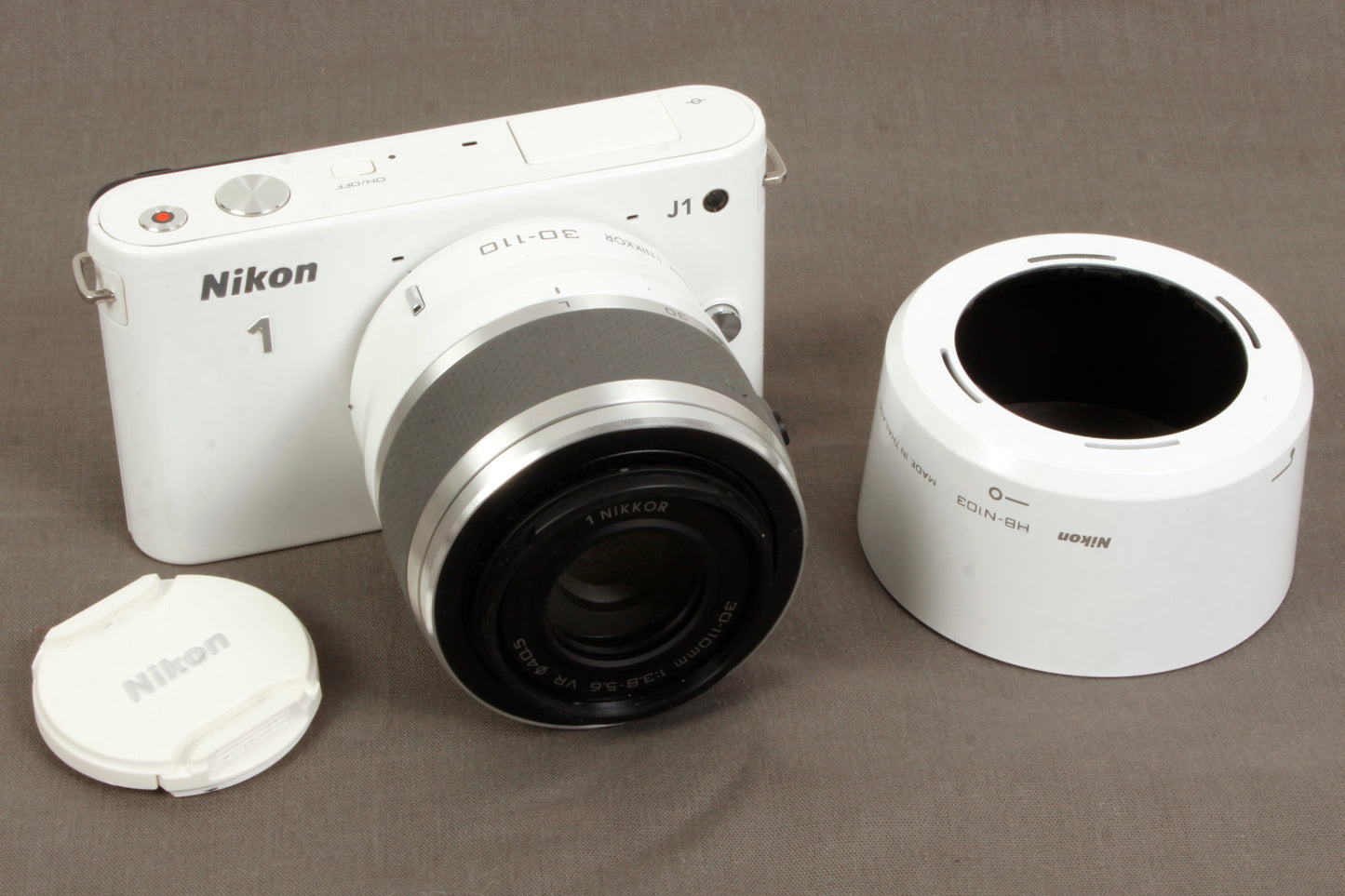 Nikon 1 J1 Mirrorless Digital Camera w 30-110mm Zoom Lens, Charger, Case, Manual