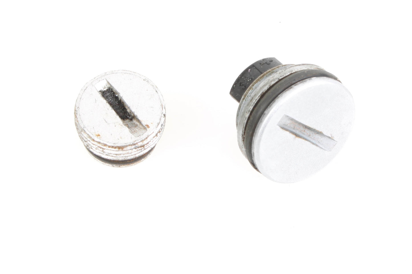 Nikon Nikonos IV-A Battery Cap + Flash Cap