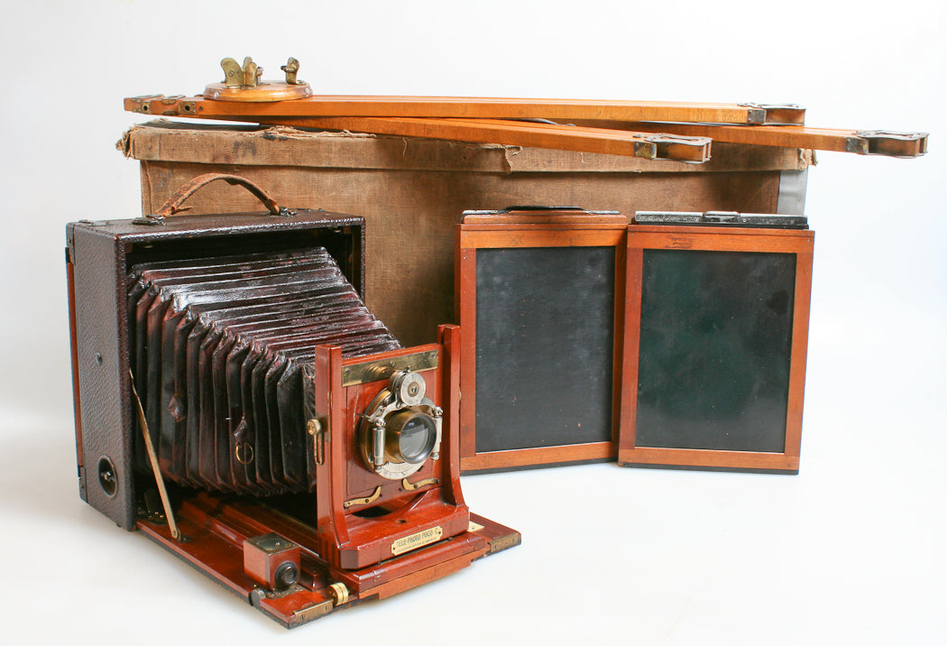 5X7 CAMERA WITH 2 FILM HOLDER, ORIGINAL TRIPOD AND CASE