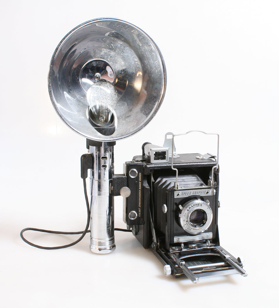 GRAFLEX SPEED GRAPHIC 2 1/4 X 3 1/4 ART DECO MEDIUM FORMAT CAMERA