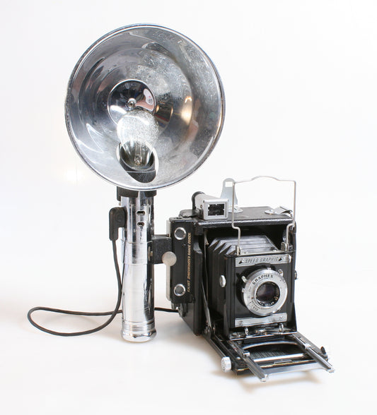 GRAFLEX SPEED GRAPHIC 2 1/4 X 3 1/4 ART DECO MEDIUM FORMAT CAMERA