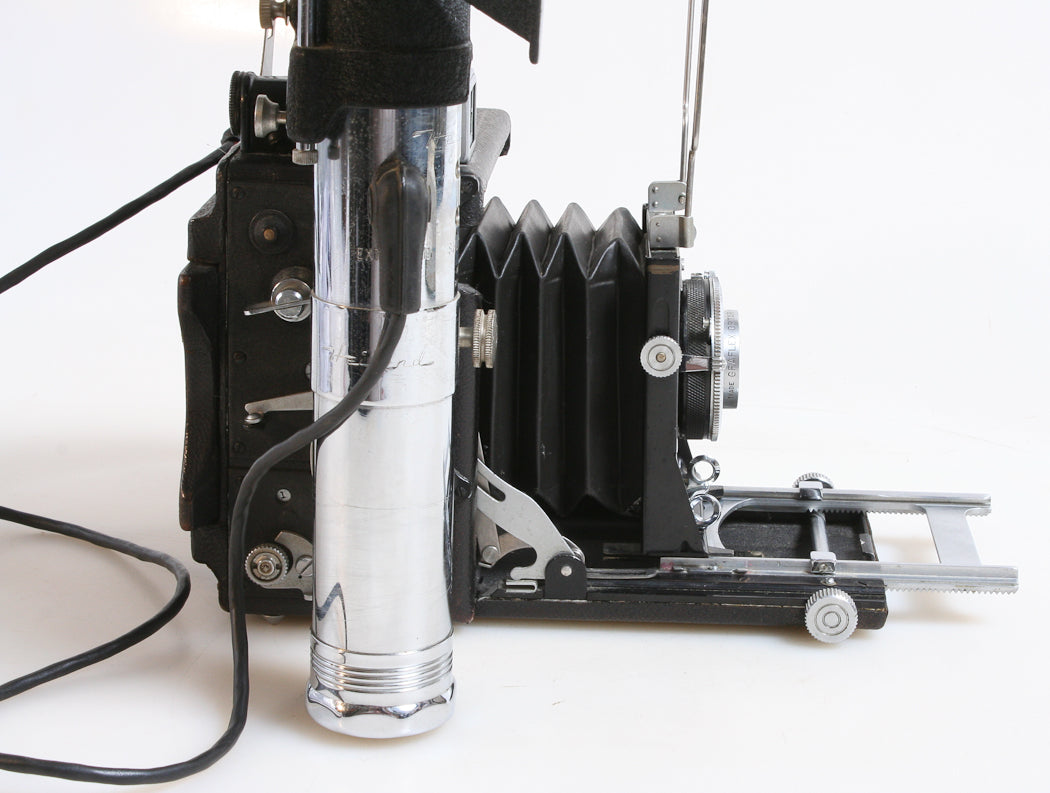 GRAFLEX SPEED GRAPHIC 2 1/4 X 3 1/4 ART DECO MEDIUM FORMAT CAMERA