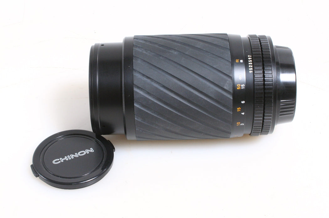 70-210MM 4.5-5.6 MACRO ZOOM FOR FD MOUNT WITH FRONT AND REAR CAPS
