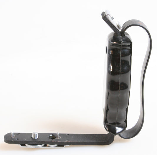 MAMIYA C LEFT HAND GRIP WITH ACC SHOE FOR TWIN LENS REFLEX CAMERAS