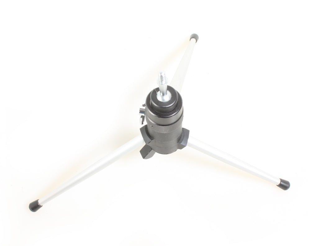 TRIPOD TABLE TOP