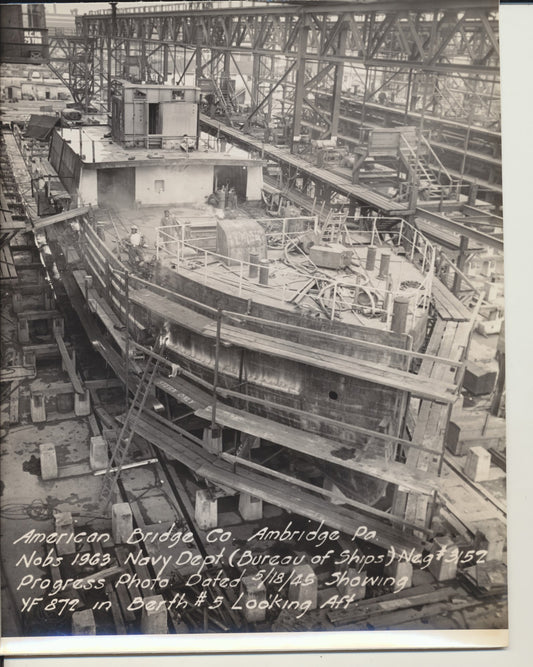 VINTAGE NAVY SHIPBUILDING PHOTOGRAPHS, SET OF 5//BLACK & WHITE IMAGES//SHIP