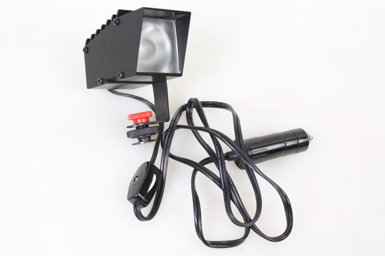 COOL-LUX MICRO-LUX 12 VOLT 9000 CANDLE POWER PORTABLE LIGHTING USA & CHARGER