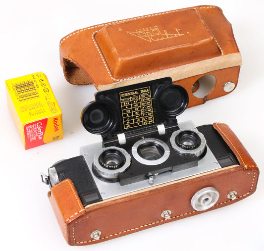 Vintage Stereo Realist Steroscopic Camera with Original Leather Case & Film