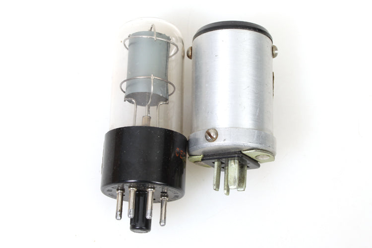 PHOTOGENIC CETRON CE7043 LIGHTING & STUDIO BULB W/ ADAPTER