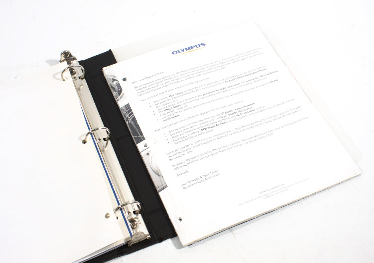 Olympus Binder with Brochures - SZ 30mm / E-PC2 / XZ-1 / 2011 Product Catalog