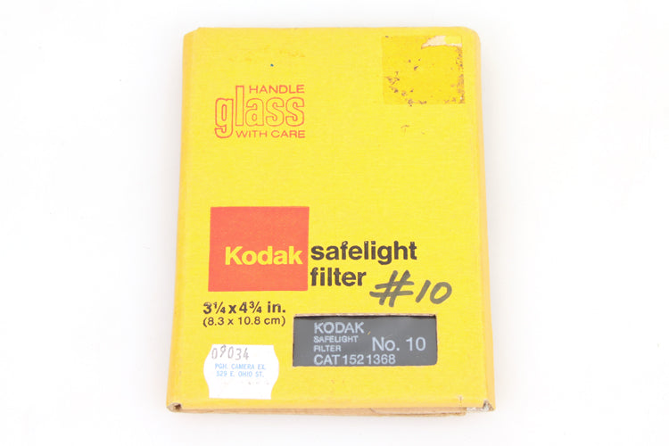 NIB KODAK 3 1/4 X 4 3/4 #10 GLASS DARKROOM SAFELIGHT FILTER - NEVER USED