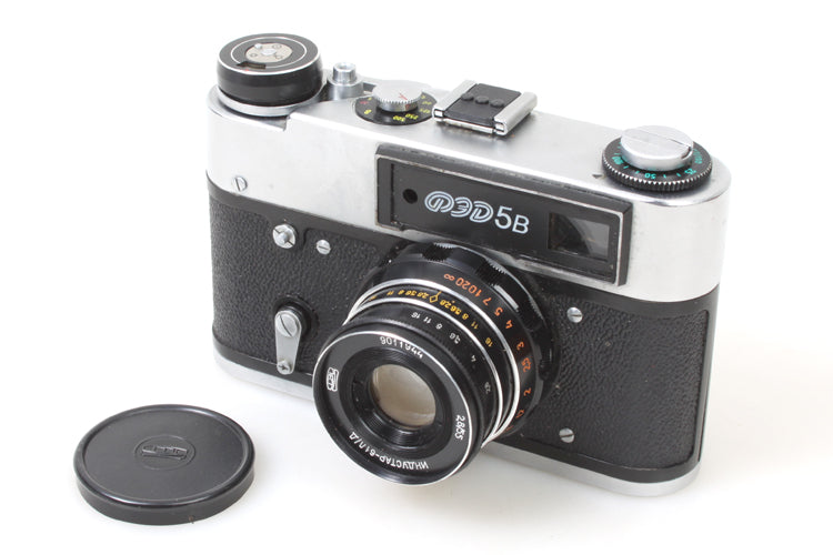 FED 5B RUSSIAN SOVIET CAMERA W/ INDUSTAR 55 LENS W CASE + LENS CAP