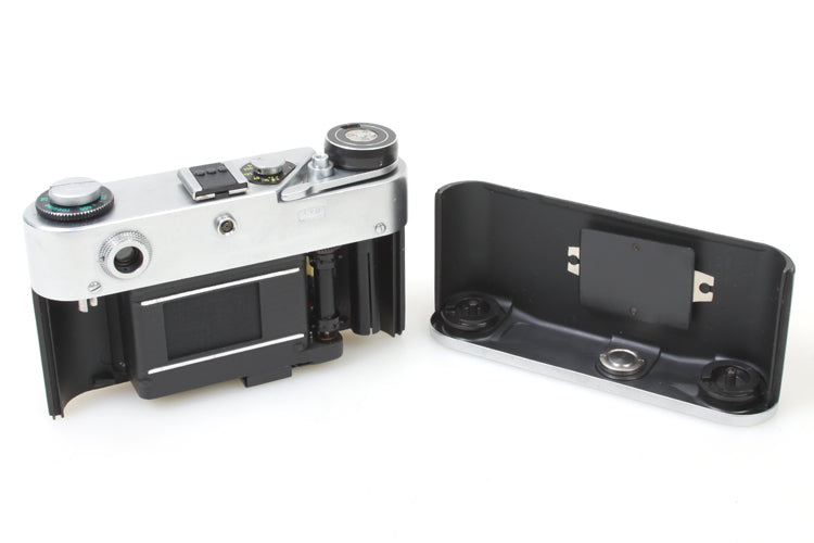 FED 5B RUSSIAN SOVIET CAMERA W/ INDUSTAR 55 LENS W CASE + LENS CAP