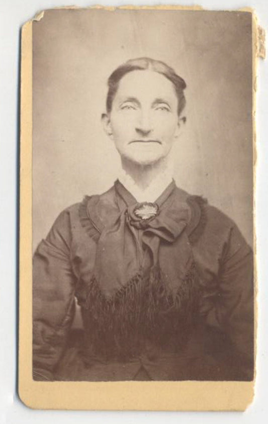 Vintage 1800s CDV Photo~Woman with Frown//Plain Dress//Broche//Wilmington Illinois