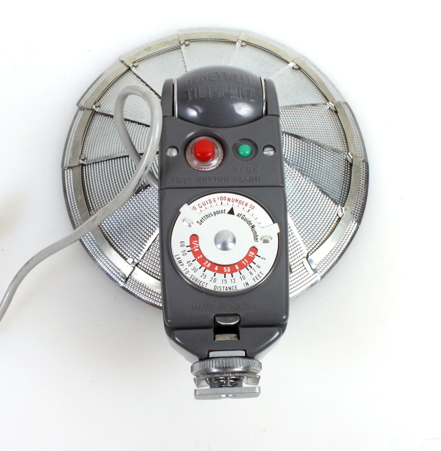 Art Deco Fan Flash in Case with 12 Bulbs