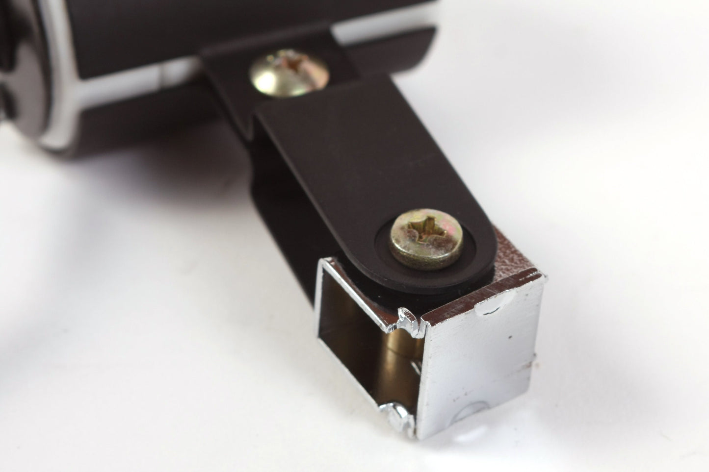 Lighting Socket w/ Cord, Switch, and Cold Shoe Mount