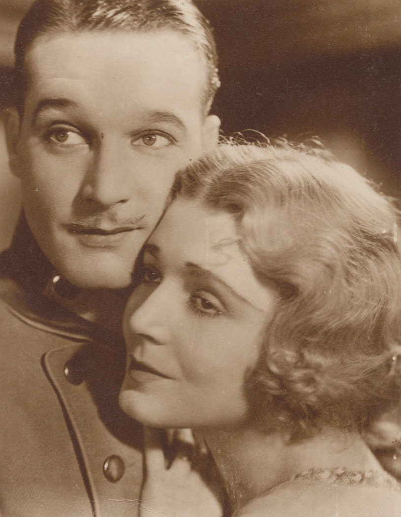 Is it Real Love or is it Acting? You Decide. 1930. Europe. Photo Postcard.