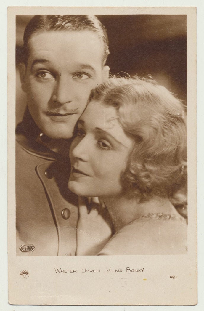 Is it Real Love or is it Acting? You Decide. 1930. Europe. Photo Postcard.