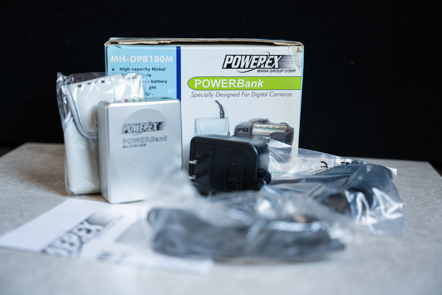 Power Bank for Digital Cameras (MH-DPB180M)