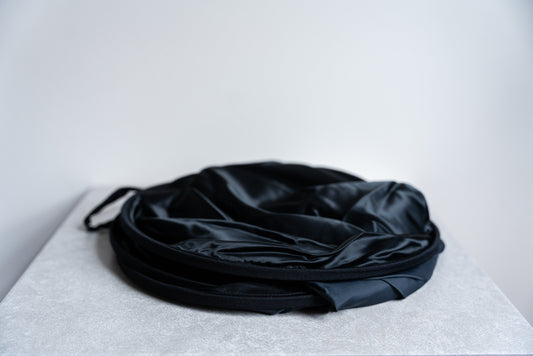 Pop Up 38in Black Light Diffuser / Backdrop