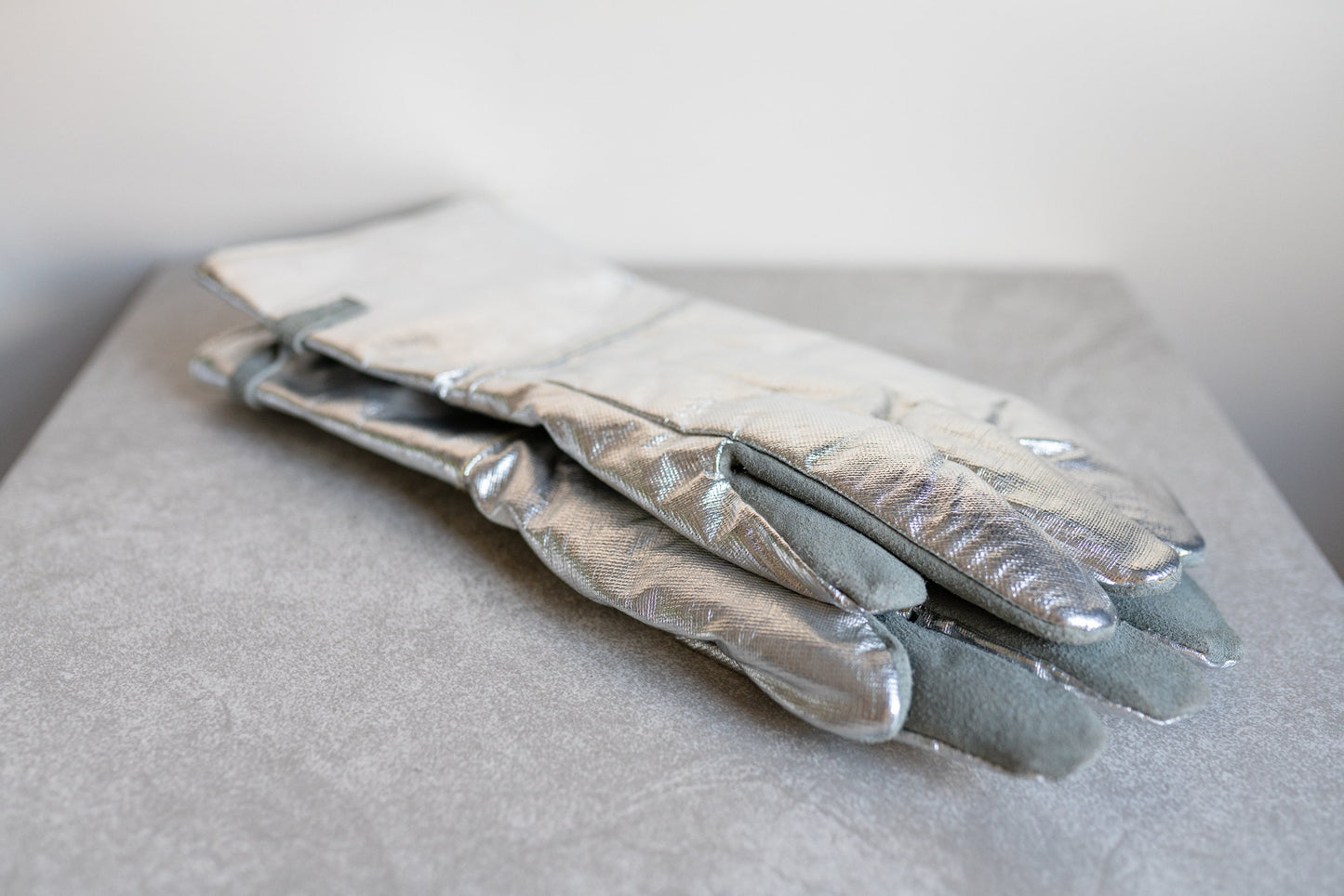 Vintage Aluminized Firemans Gloves - Size Small