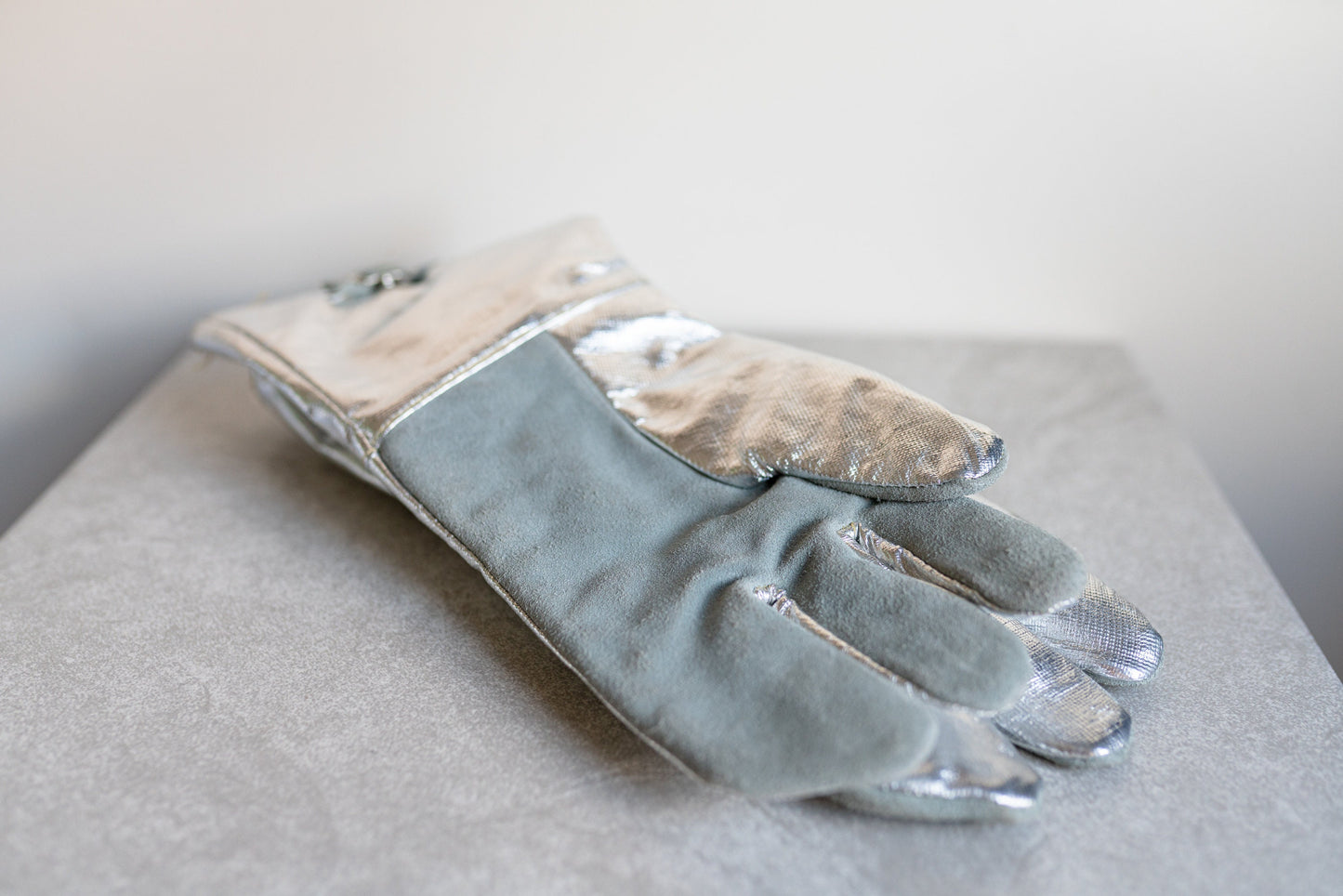 Vintage Aluminized Firemans Gloves - Size Small