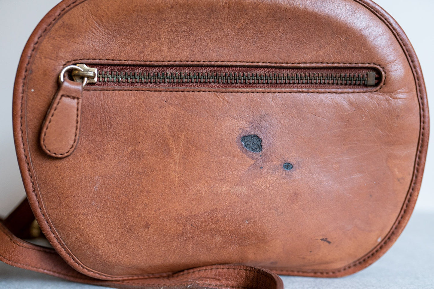 1950s Leather Purse w/ Shoulder Strap and Pockets