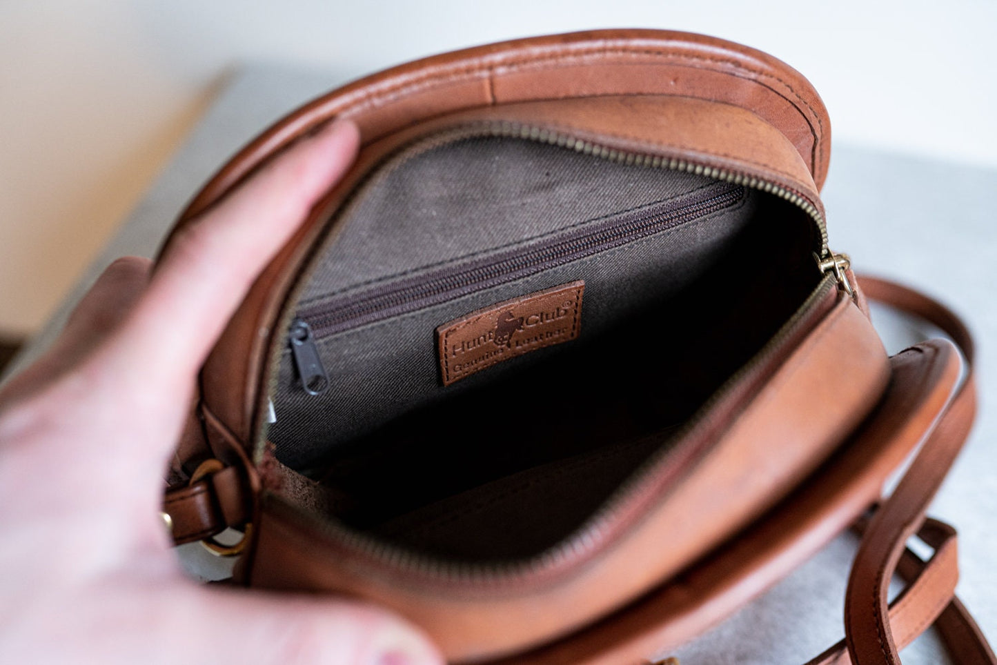 1950s Leather Purse w/ Shoulder Strap and Pockets